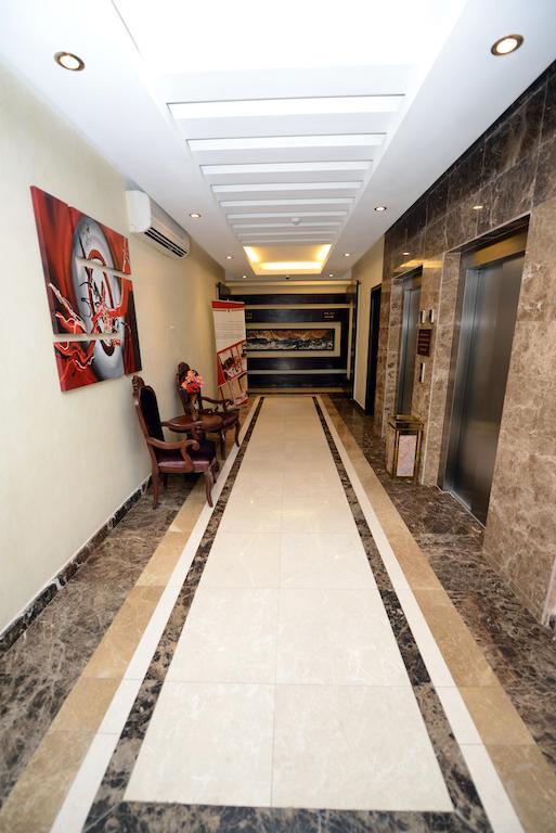 Hotelier Suites Riyadh Eksteriør bilde
