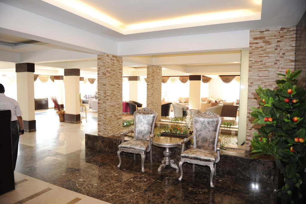 Hotelier Suites Riyadh Eksteriør bilde